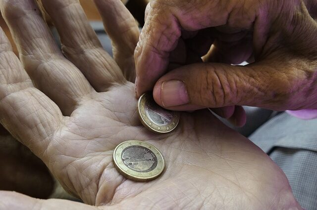 BGH: Ehebedingter Nachteil und die Zahlung von Altersvorsorgeunterhalt